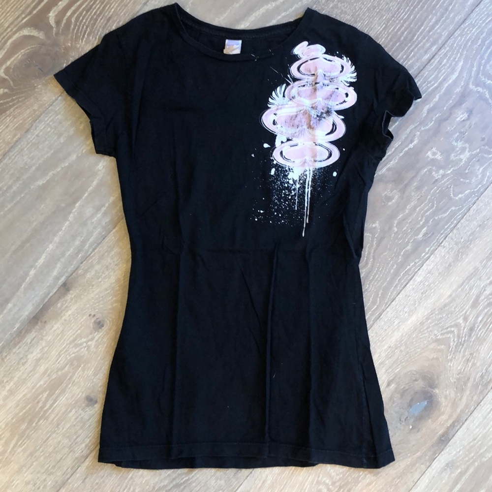 SRH T-shirt *please notice the wear on the design!